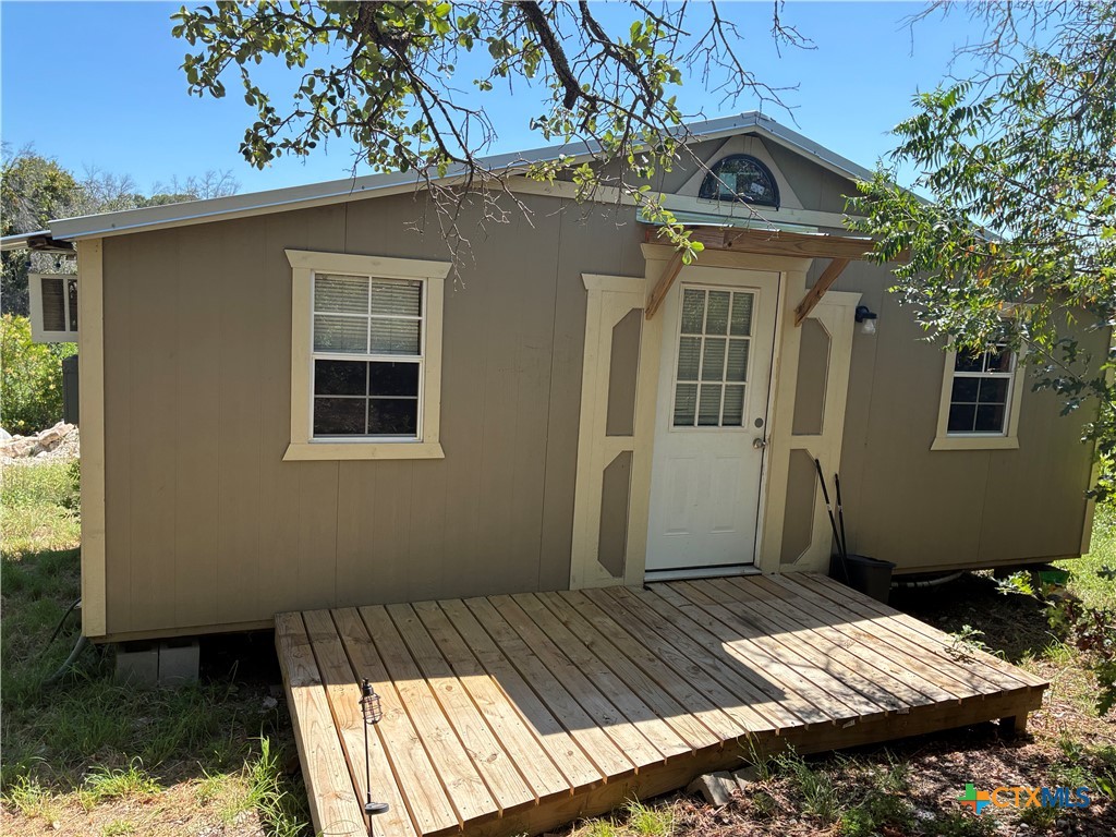 main property photo 11