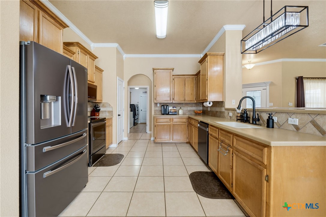 main property photo 7