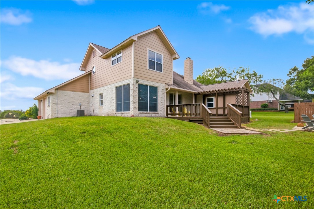 main property photo 29