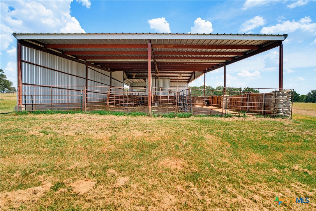 main property photo 13