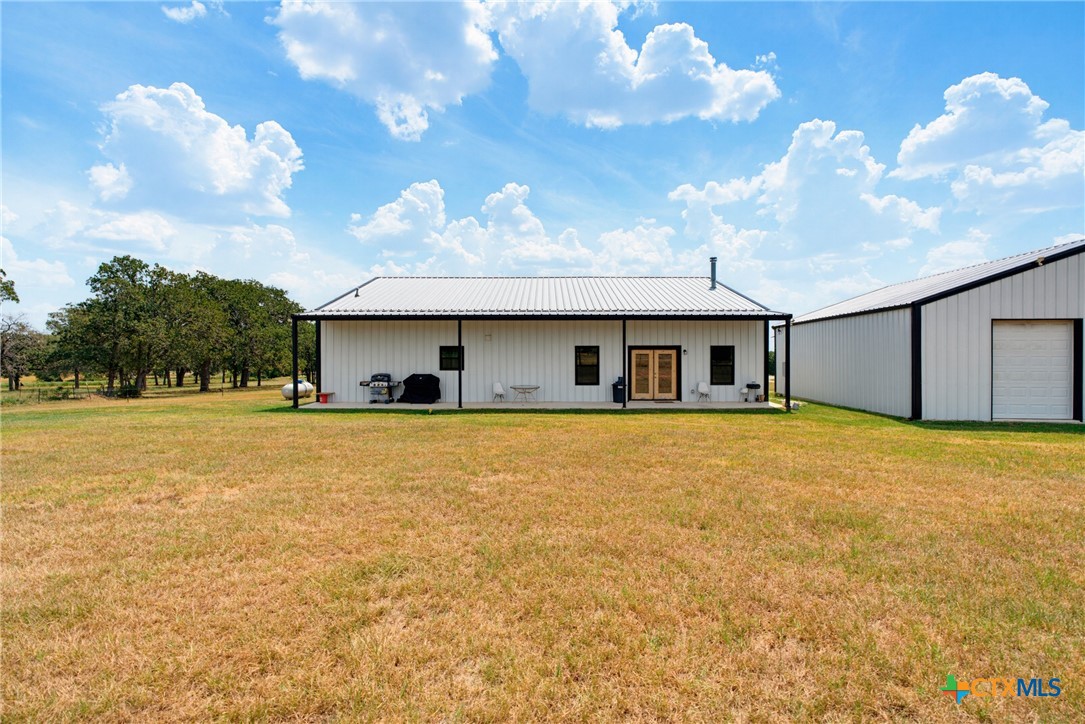main property photo 9