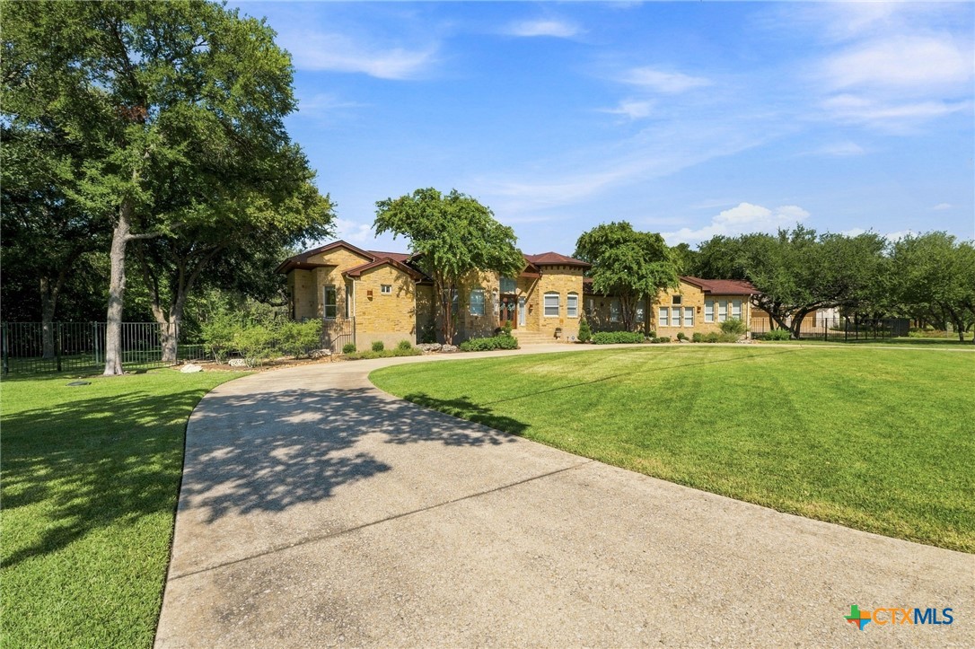 main property photo 3