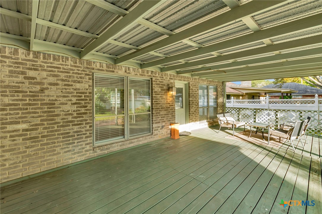main property photo 41