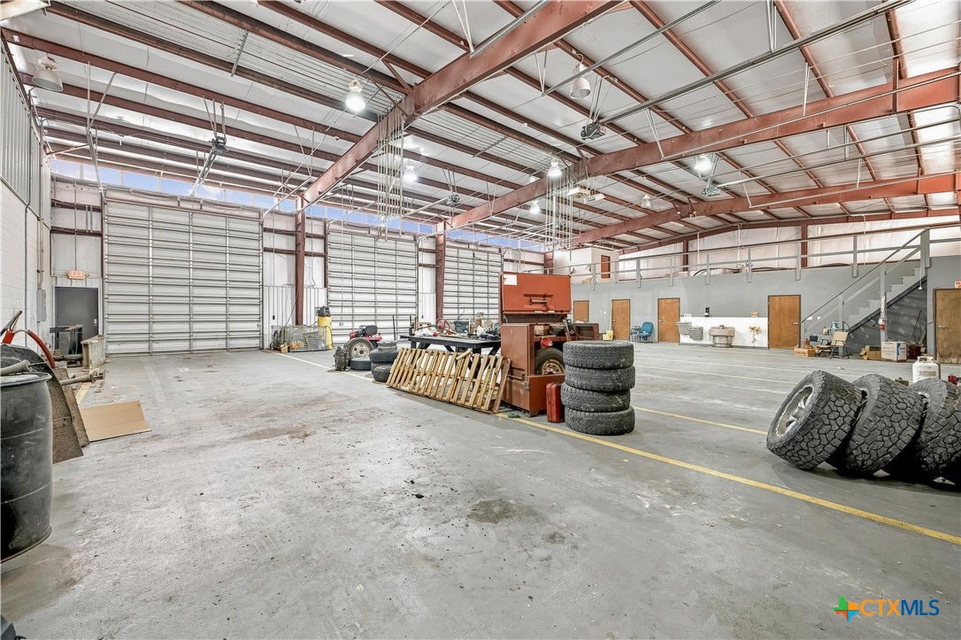 main property photo 12