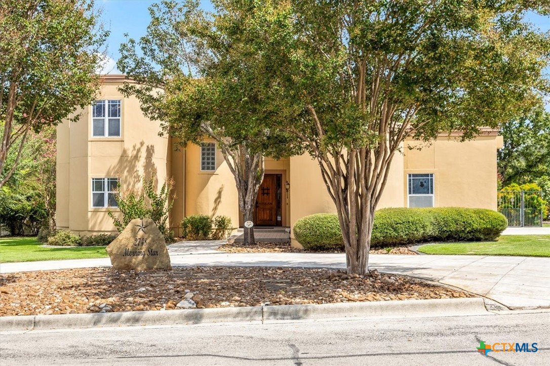 main property photo 10