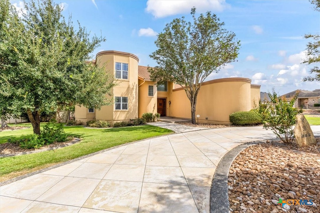 main property photo 11