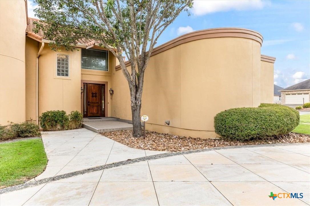 main property photo 12