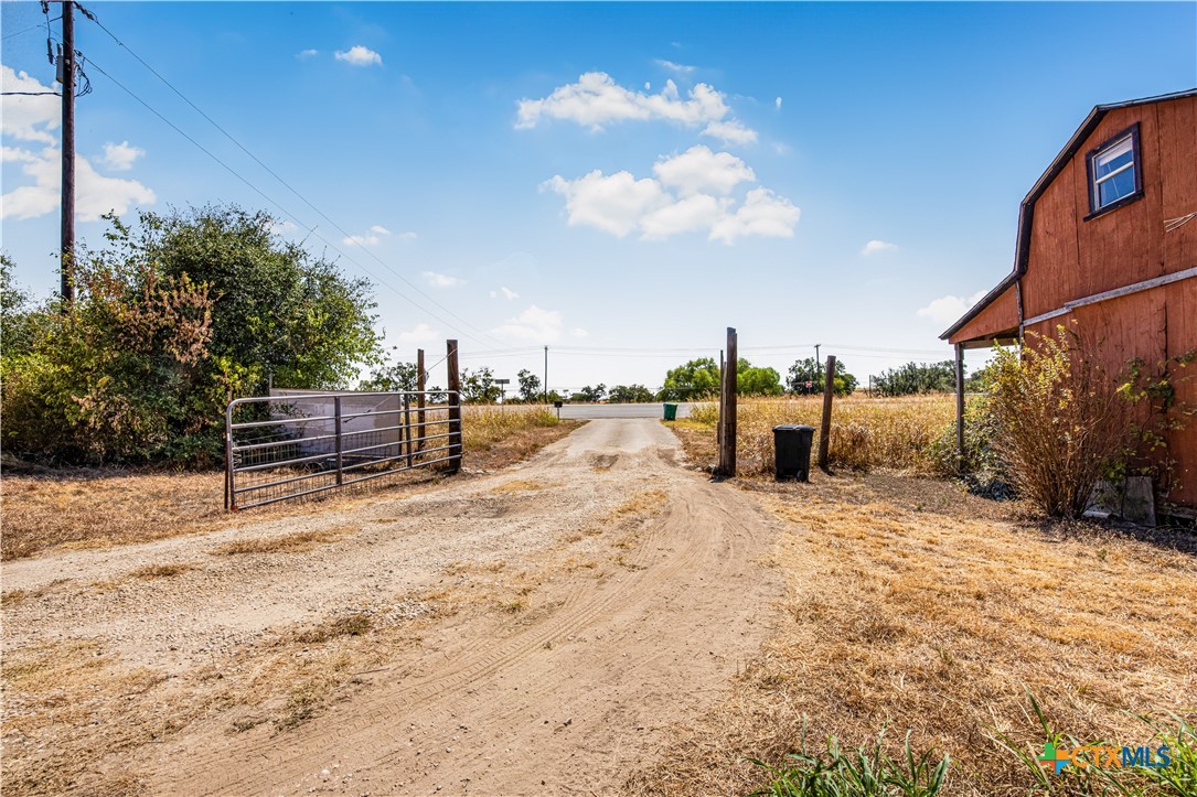 main property photo 6