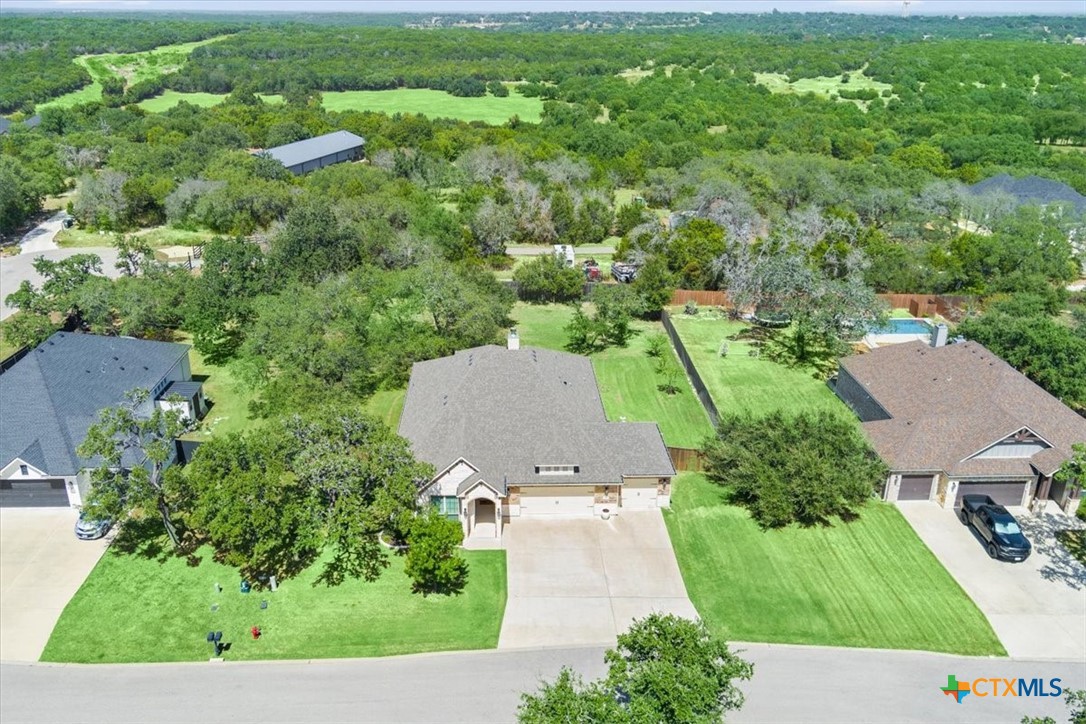 main property photo 37