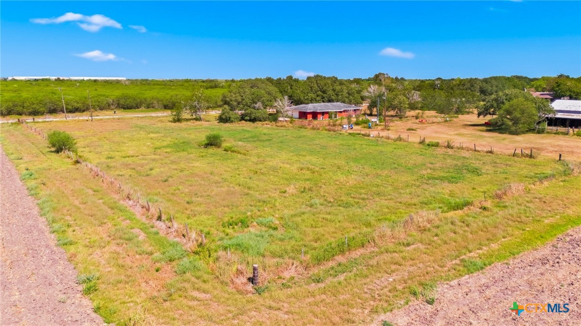 main property photo 23