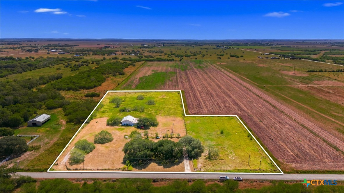 main property photo 25