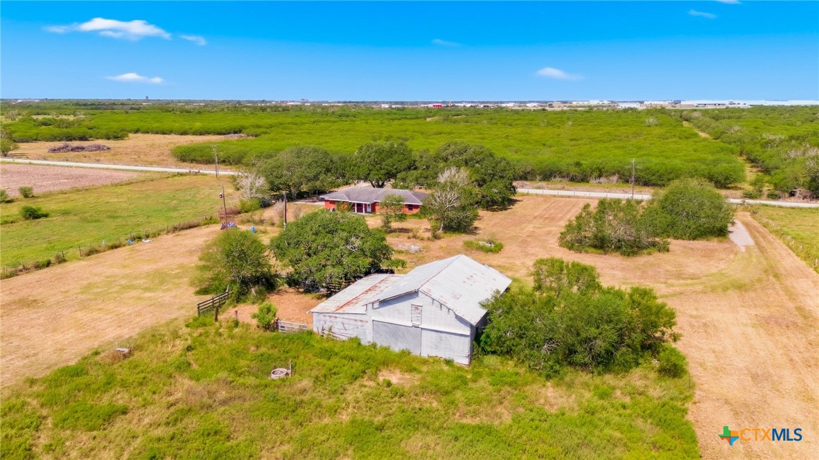 main property photo 30