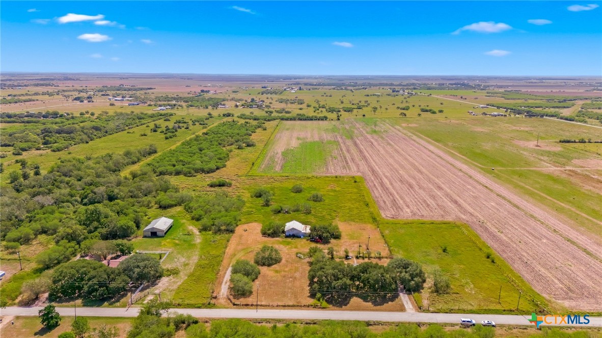 main property photo 33