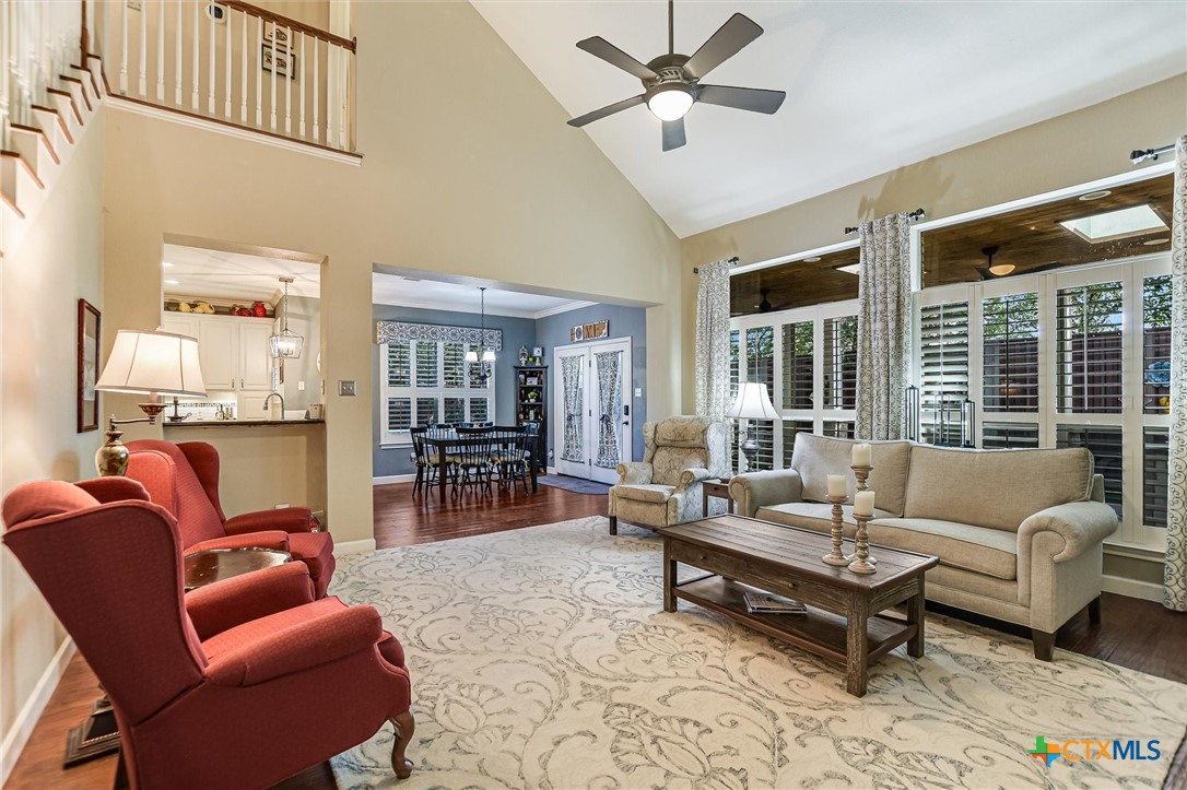 main property photo 10