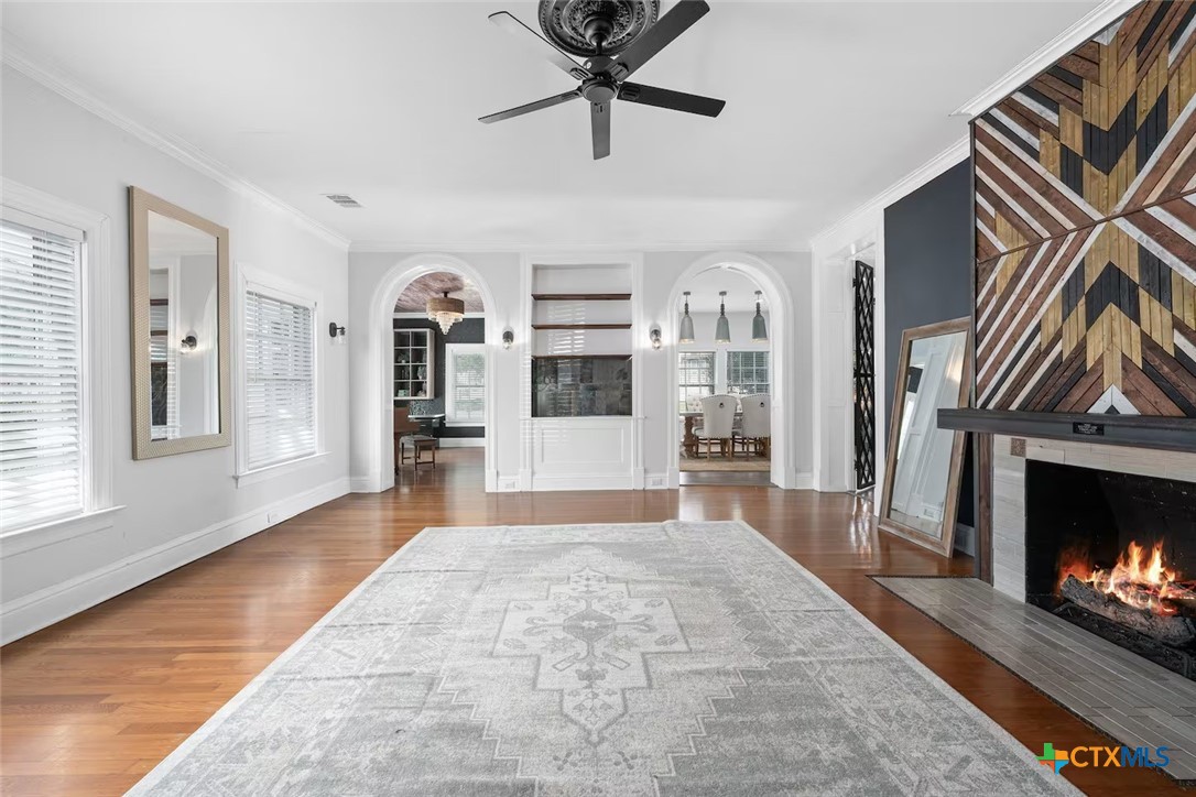 main property photo 17