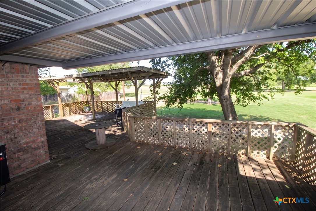 main property photo 10