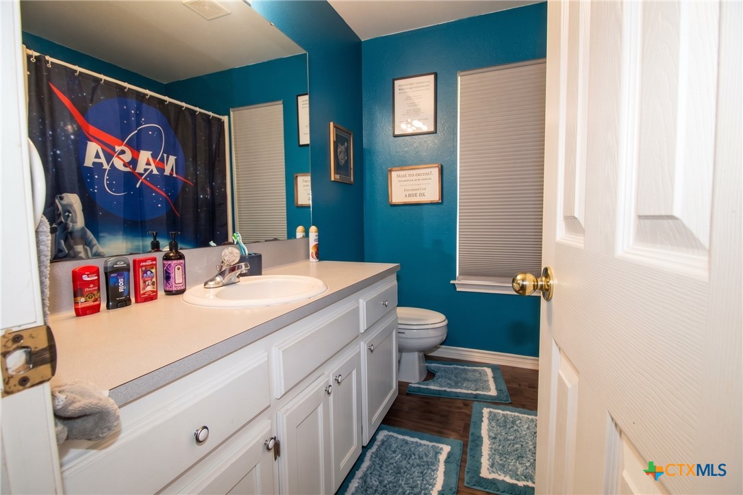 main property photo 7