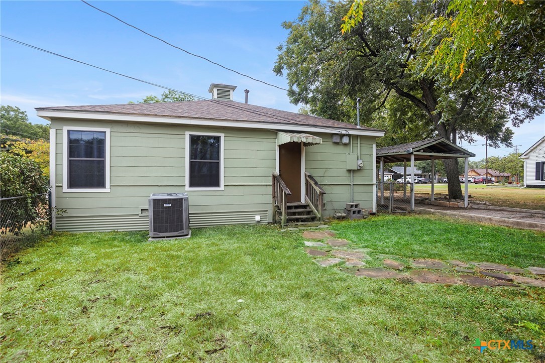 main property photo 30