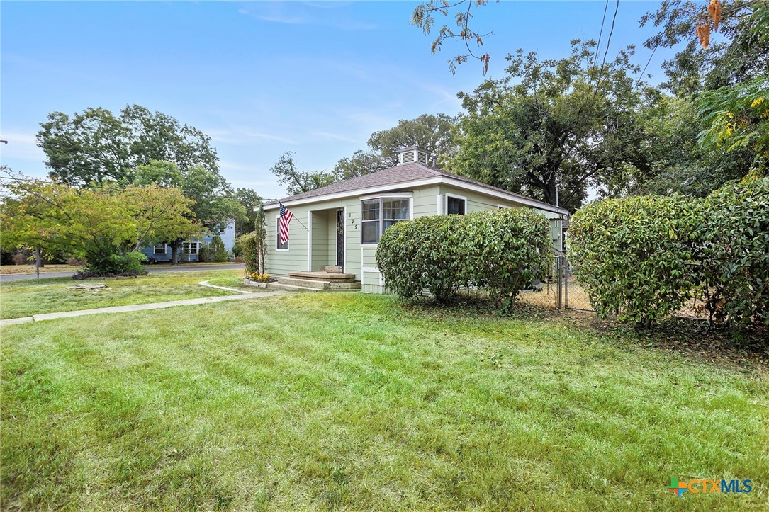 main property photo 4