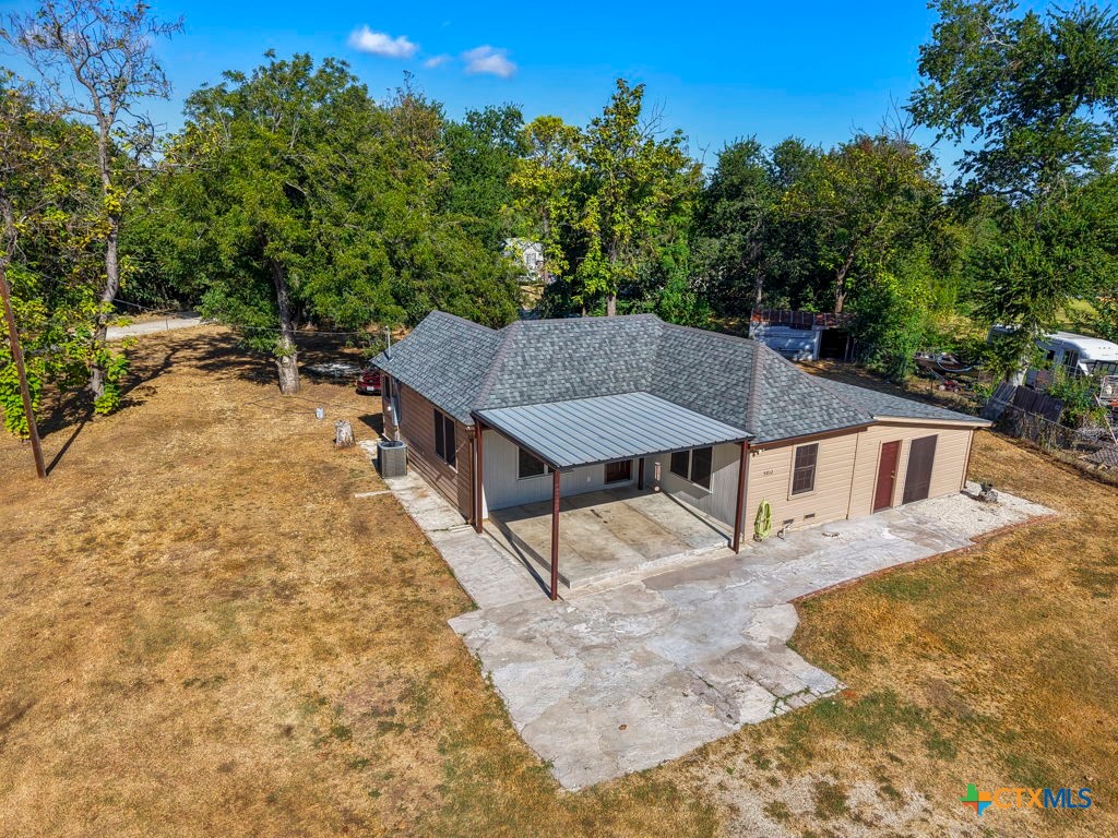 main property photo 30