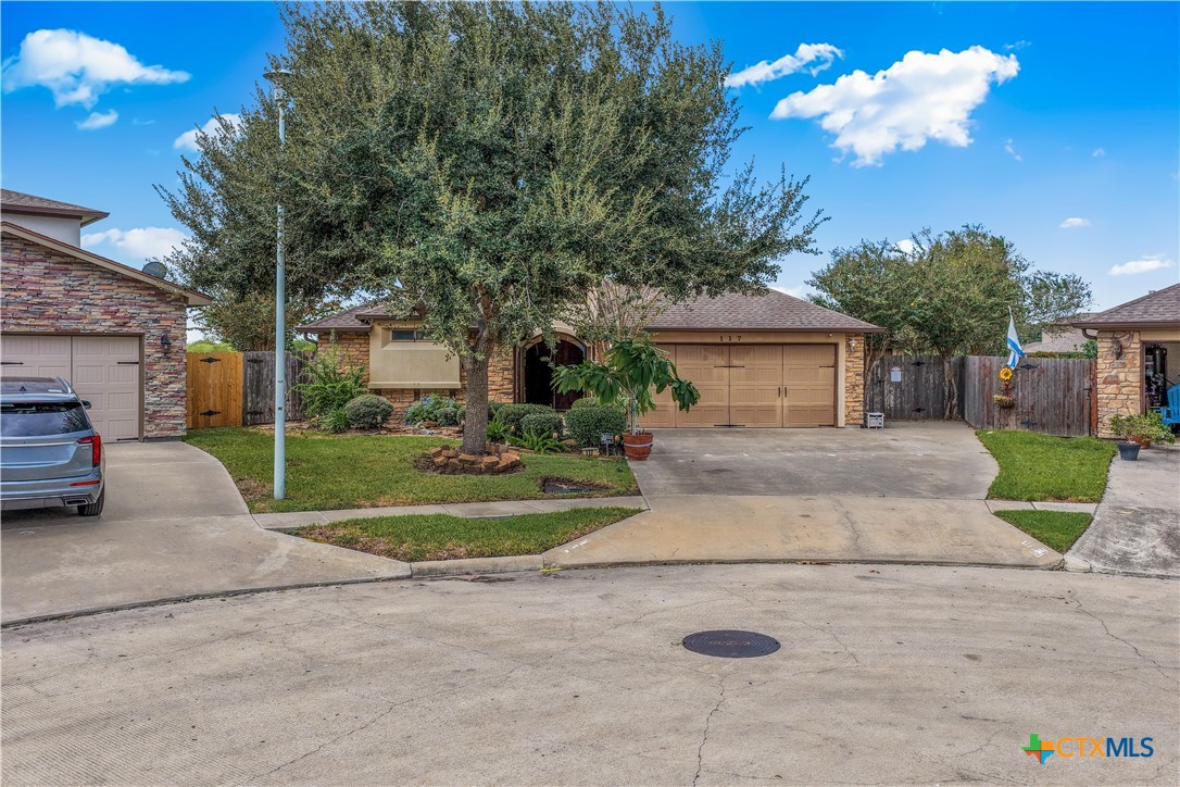 main property photo 10