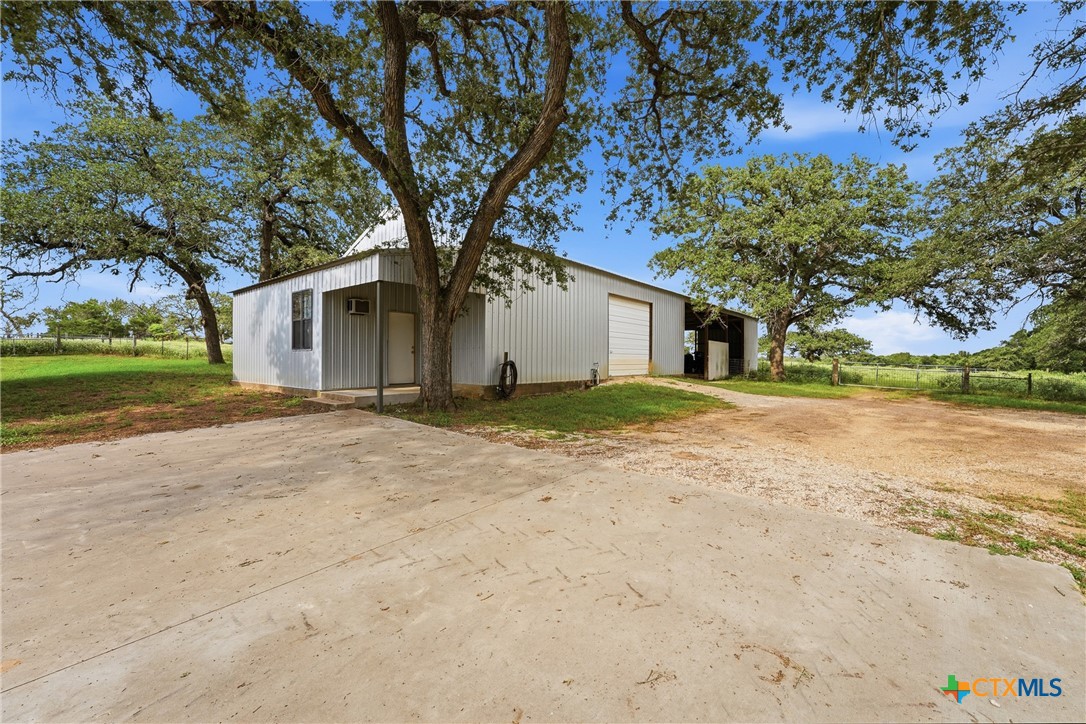 main property photo 35
