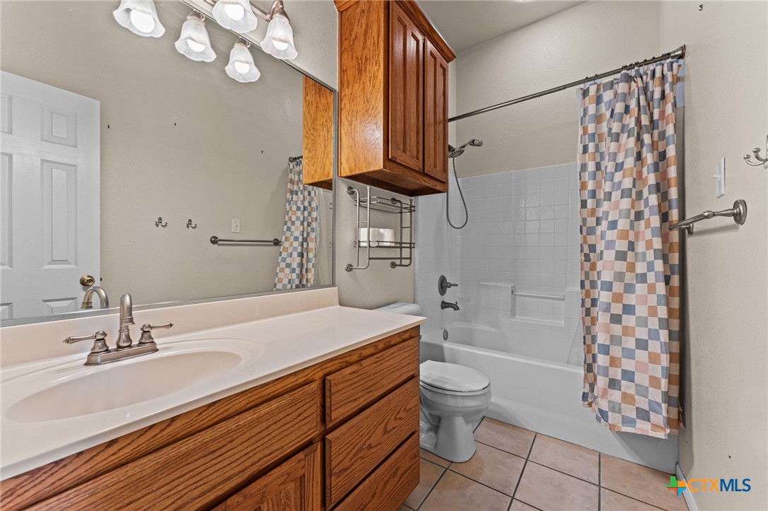 main property photo 12