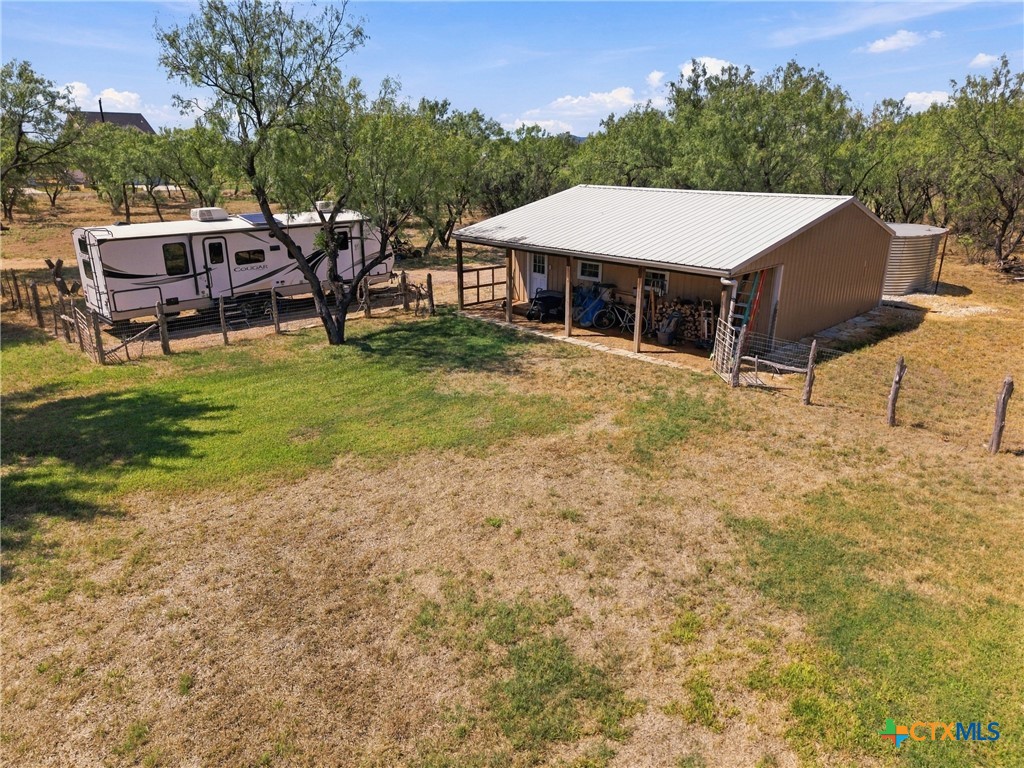 main property photo 25