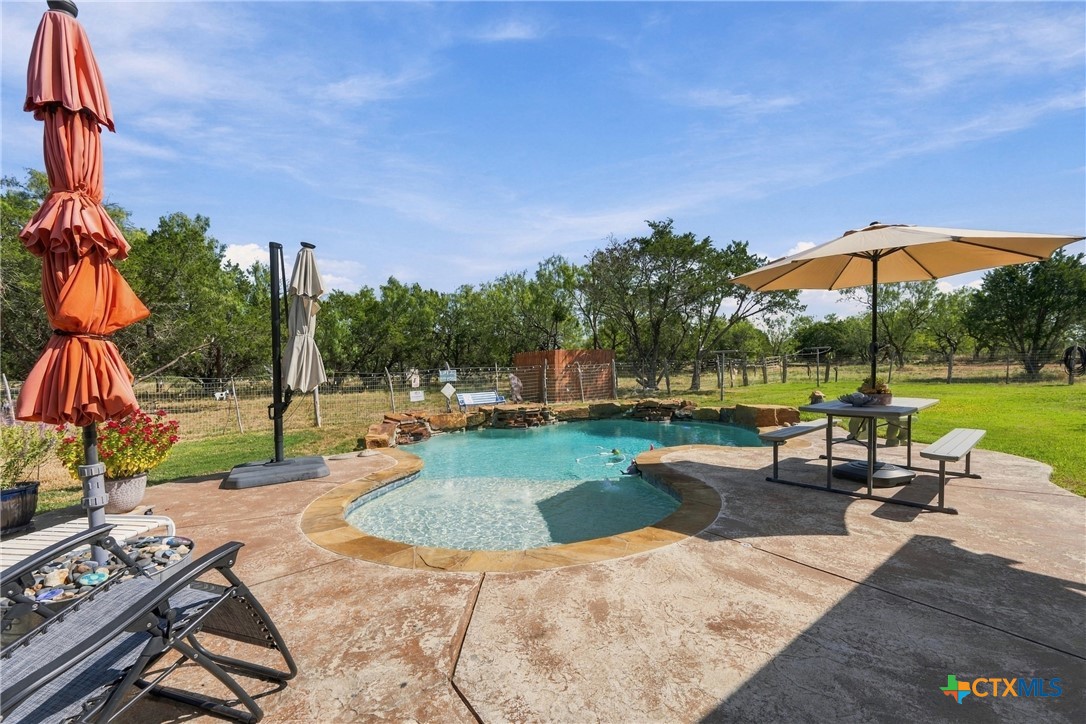 main property photo 26