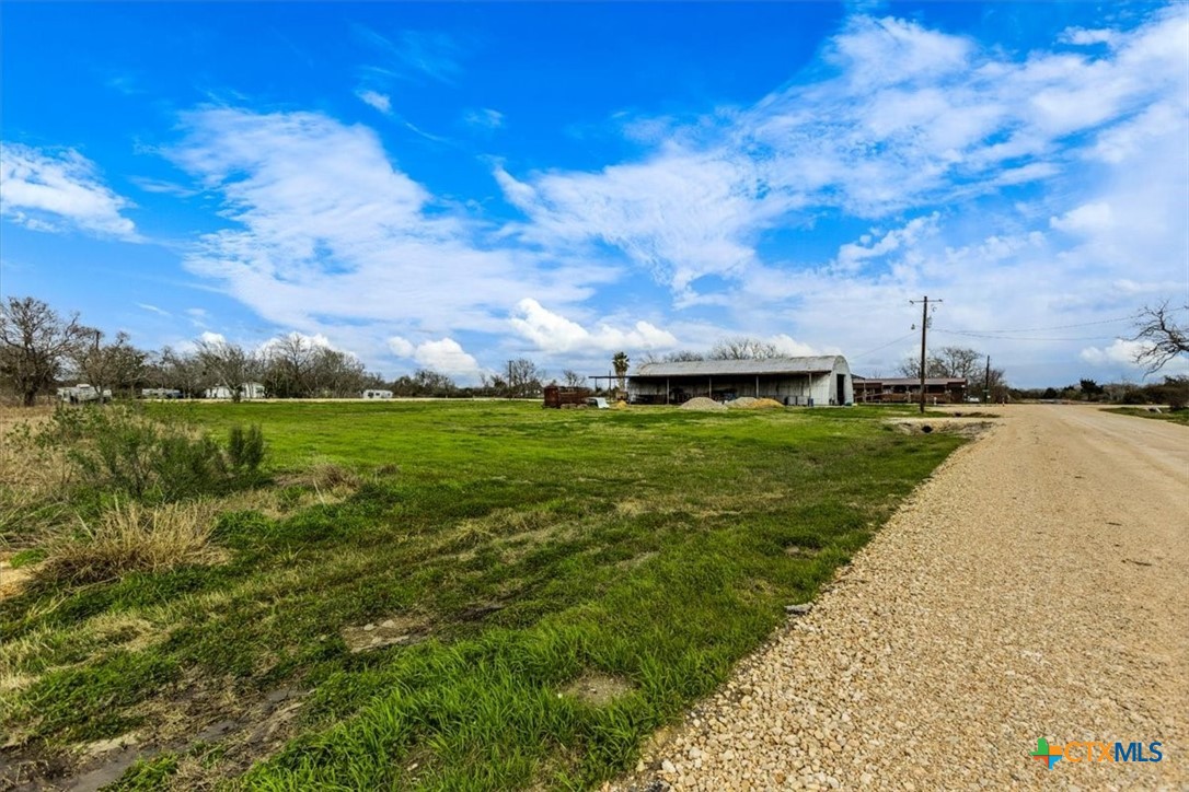 main property photo 8