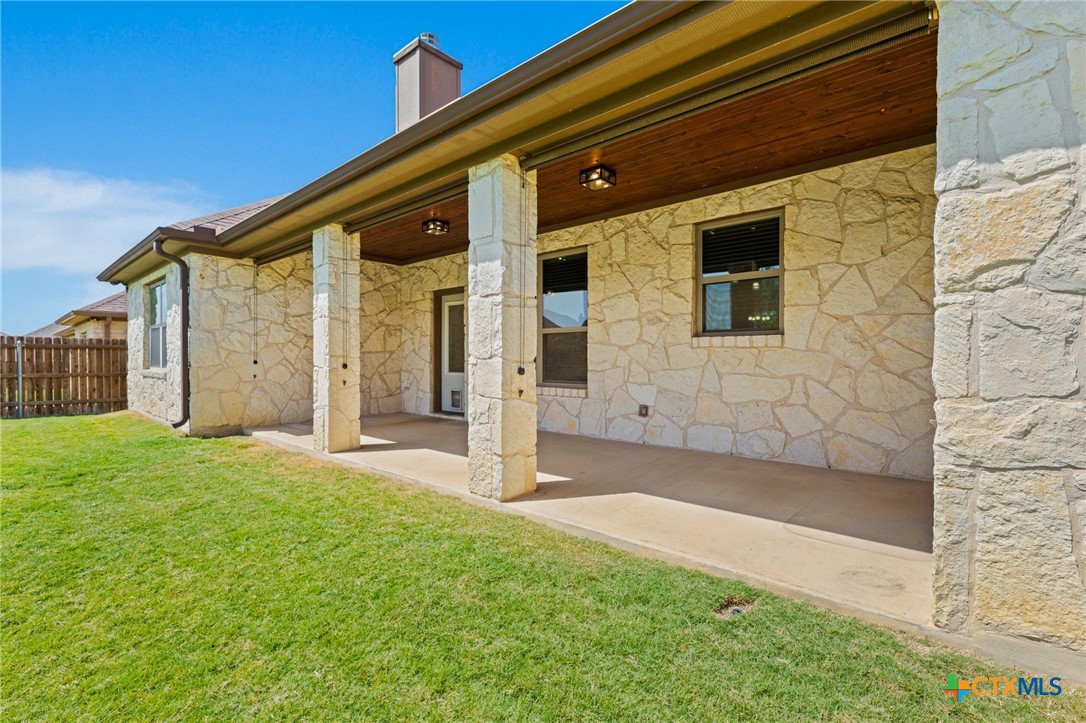 main property photo 47