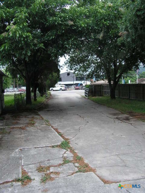 main property photo 15