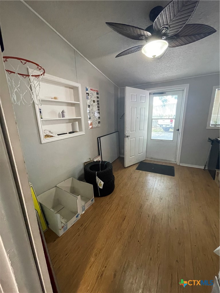 main property photo 31