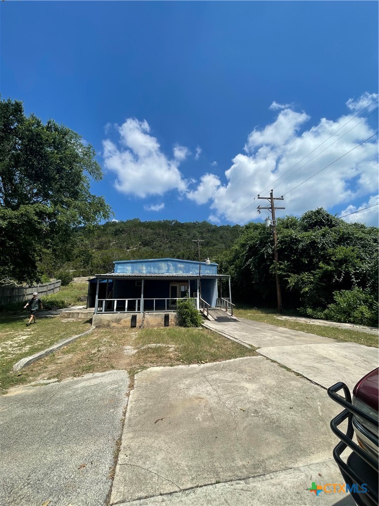 main property photo 35
