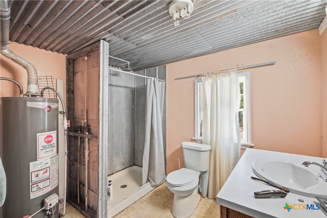 main property photo 6