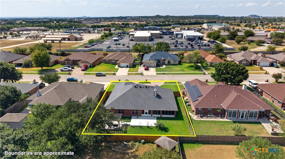 main property photo 45