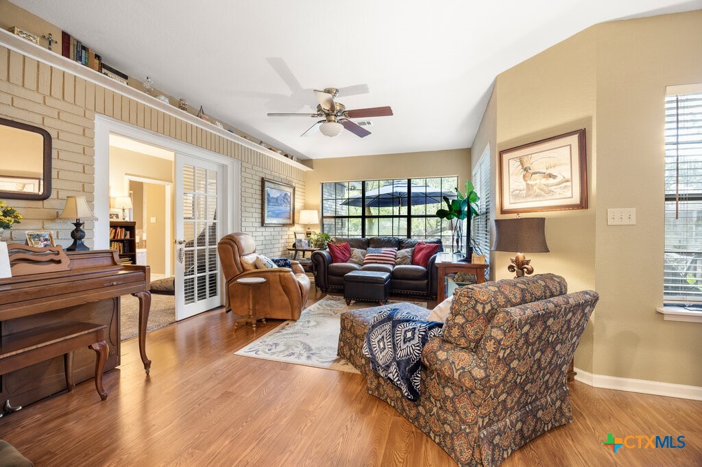 main property photo 5