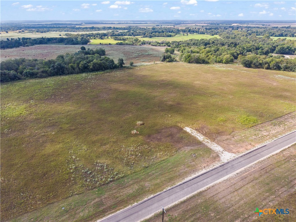 main property photo 10