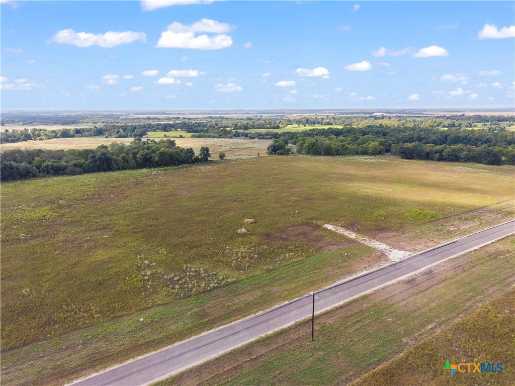 main property photo 11