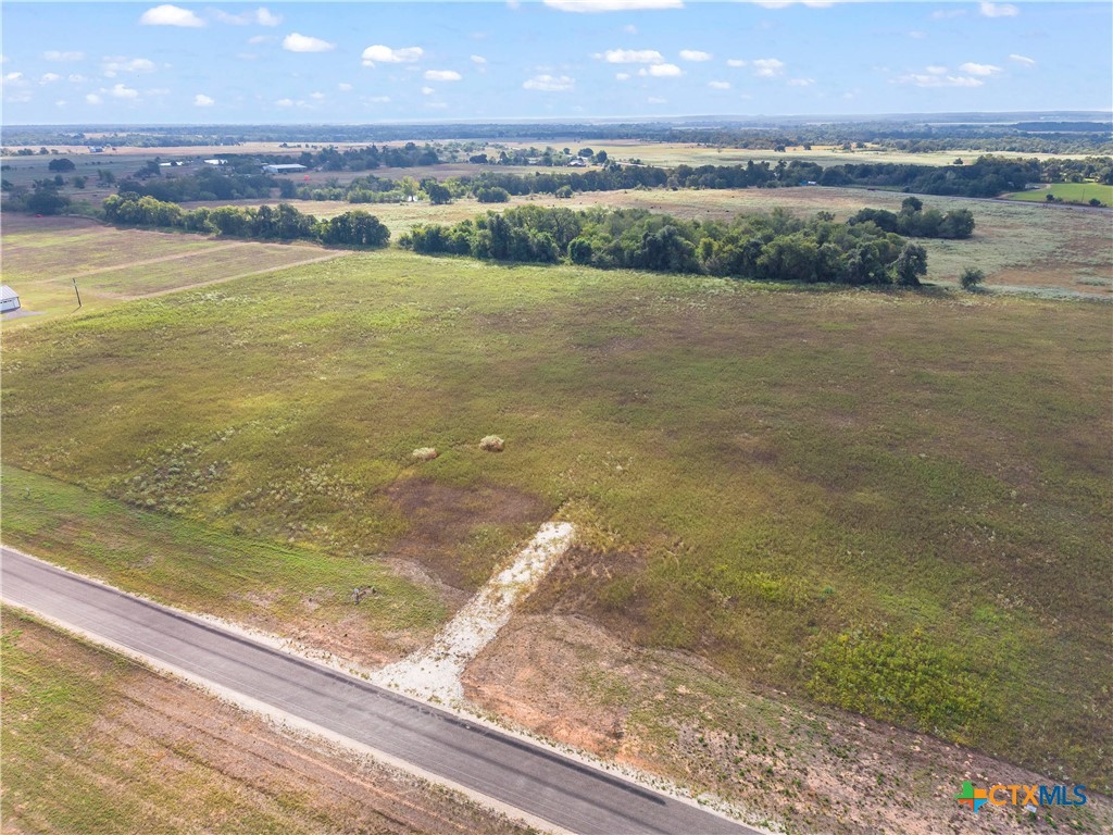 main property photo 9