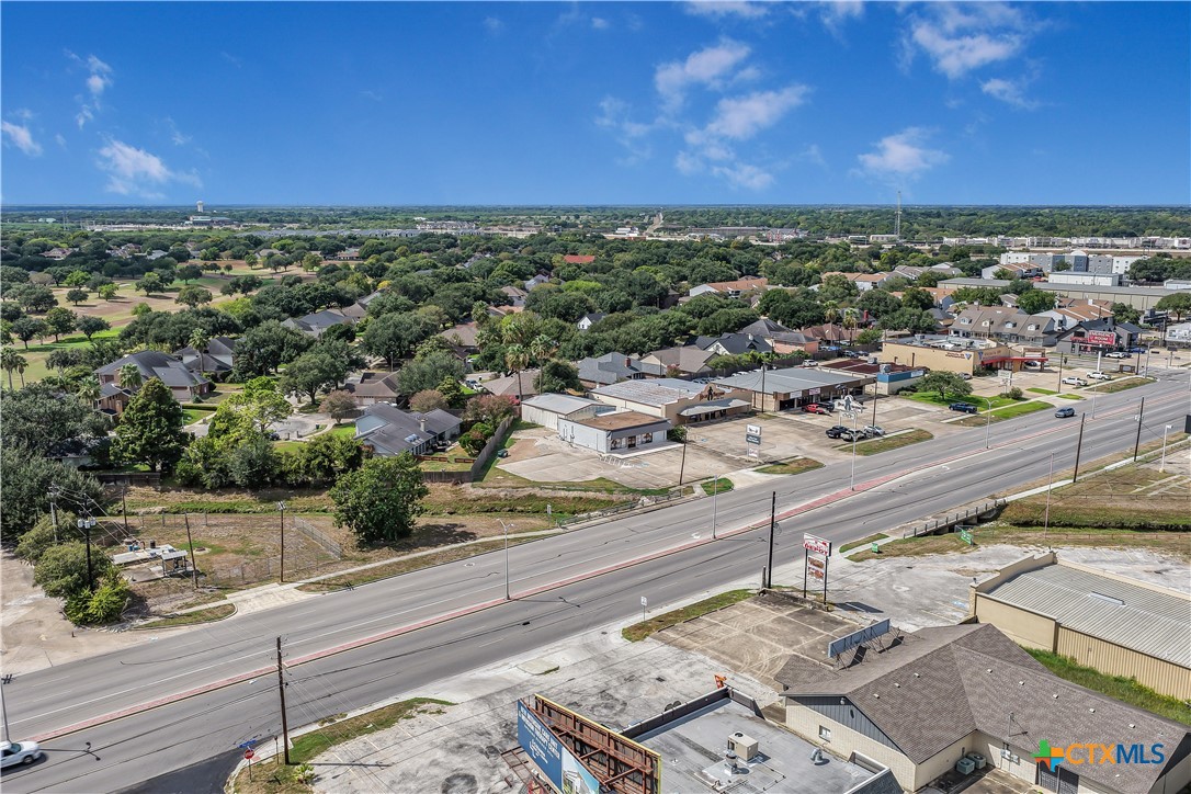main property photo 11