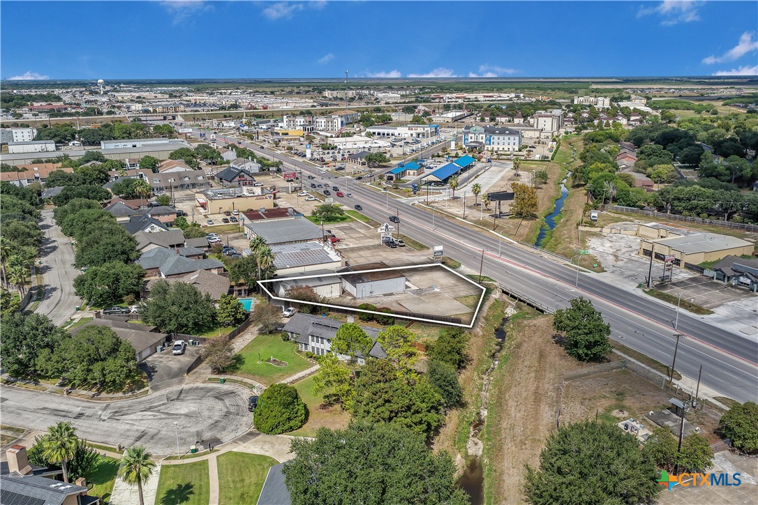 main property photo 9
