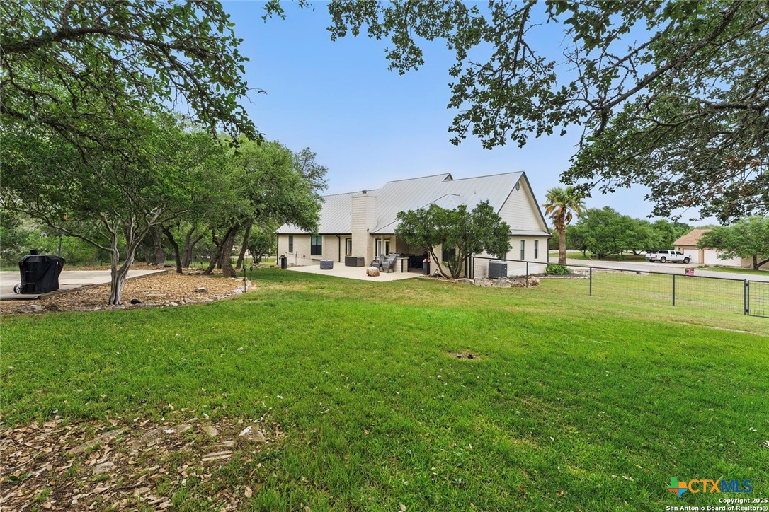 main property photo 37