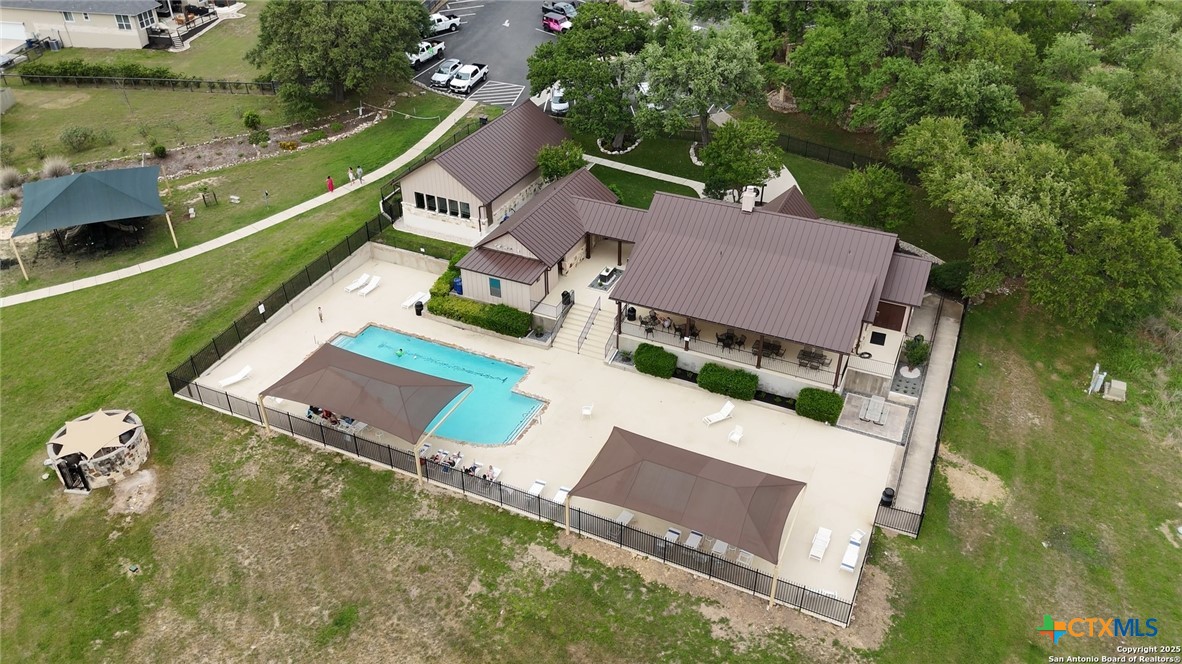 main property photo 47