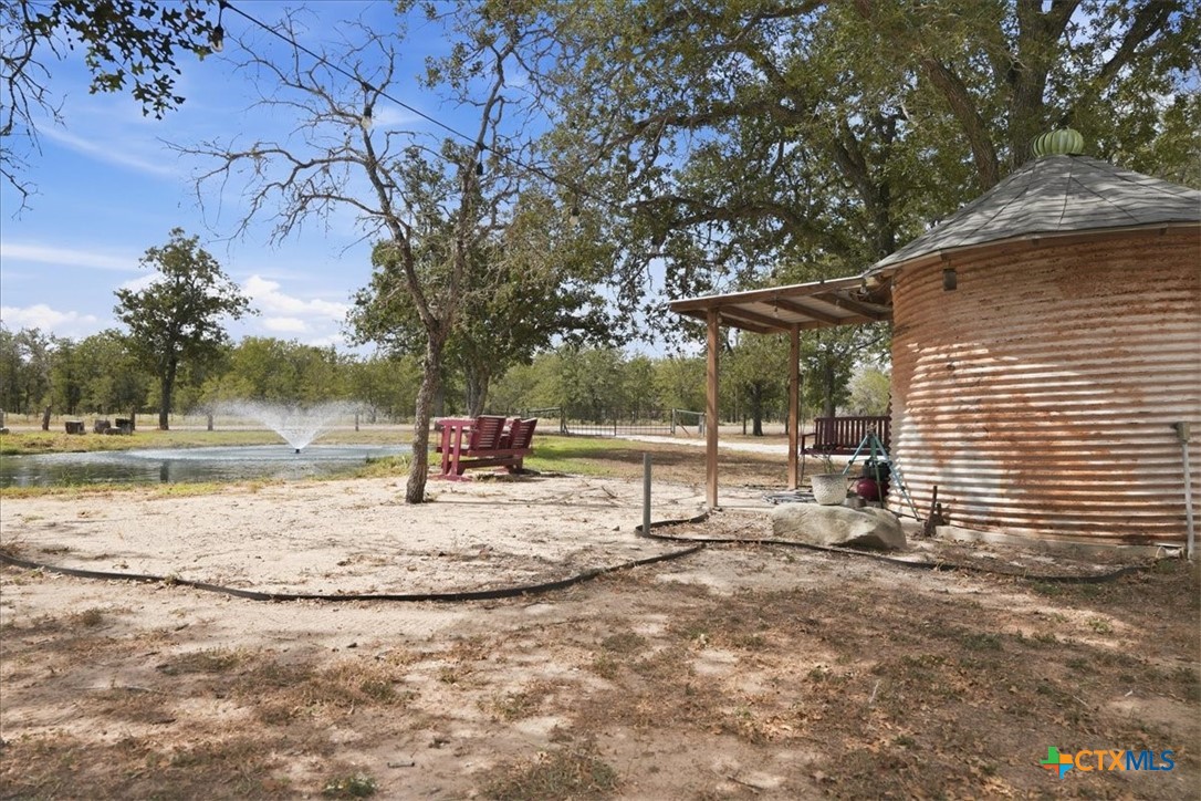 main property photo 40