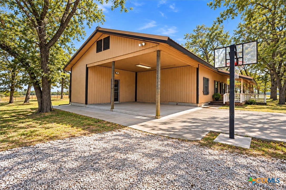 main property photo 47