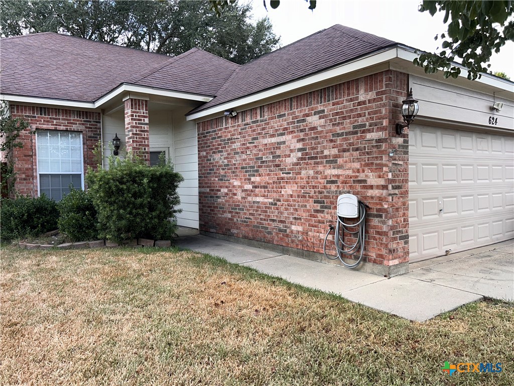 main property photo 0