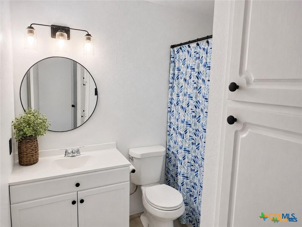 main property photo 11