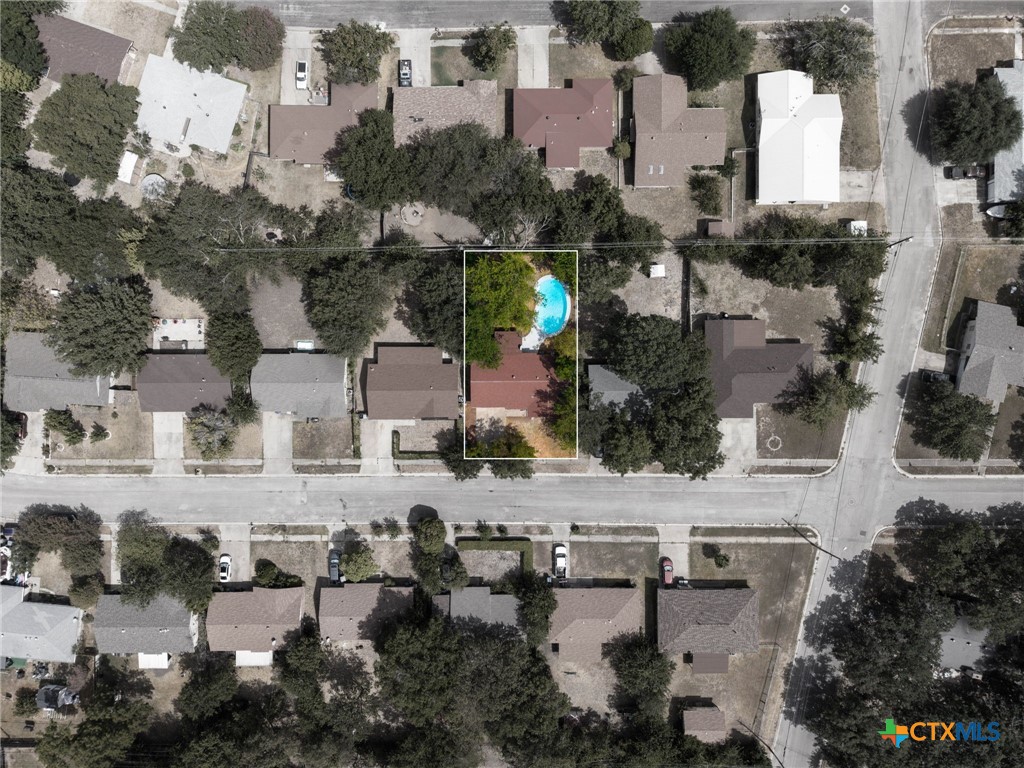 main property photo 31