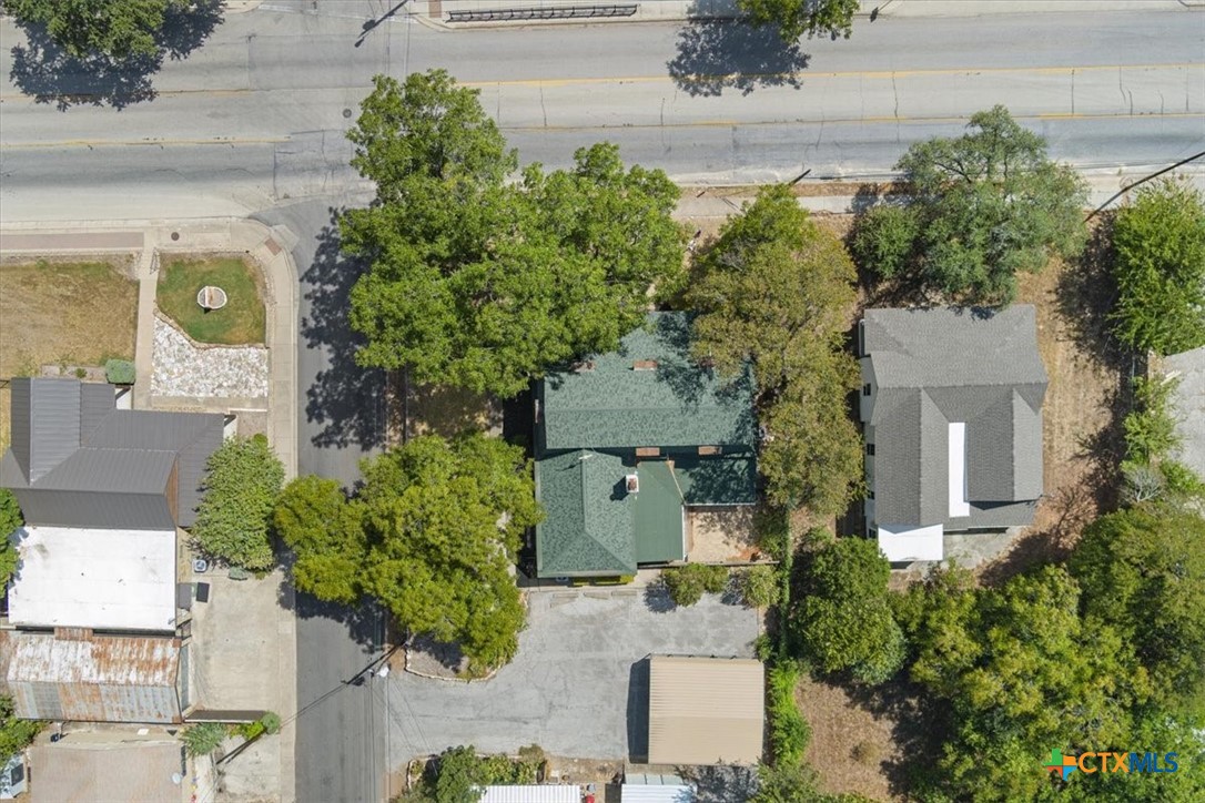 main property photo 38